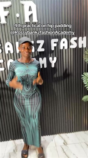 Hip padding presentation ✂️✂️✂️ #practical #hippadding #fashion #bbl #fyp @Rossybankz fashion Academy