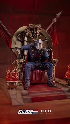 "What is going on here?" 🐍 We're unboxing the Cobra Commander Deluxe ...