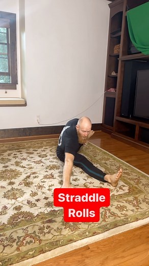 The circular straddle roll is a really good movement that combines pancake flexibility and floor work transitions. try to make it as smooth as possible. Give it a try and let me know how it goes | Yuri Marmerstein