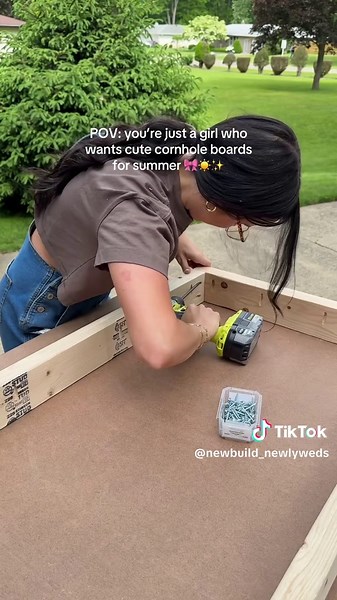 Cute DIY Cornhole Boards for Summer Fun