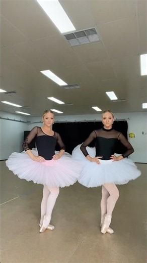 How ballerinas dance 🩰