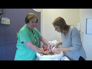 How to do a Swaddle Bath
