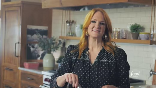 The Pioneer Woman - Ree Drummond uses a store-bought shortcut to turn a special occasion dish into a wake-and-bake breakfast that can feed a crowd 🤩🍳 Watch Ree, Saturdays at 10a|9c and stream on Max. #StreamOnMax Listen to The Pioneer Woman podcast wherever you get your pods: https://foodtv.com/3I7OOh4 Get the recipe: https://foodtv.com/3OX7WCq | Food Network