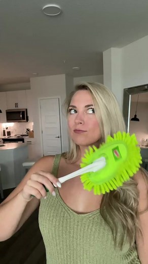 Go Green with our Libman Microfiber Duster! Cleaning pads are machine washable and reusable 😏 #CleanTok #Libman #CleanwithLibman