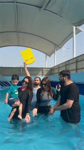 Jannat Mirza Enjoying in Swimming pool with her sister and czns #ytshorts #jannatmirzafunnytiktok