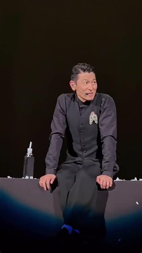 除了长的帅，就没有别的优点了对哇？刘德华演唱会搞笑现场 #刘德华演唱会现场 #刘德华演唱会 #刘德华 #搞笑现场