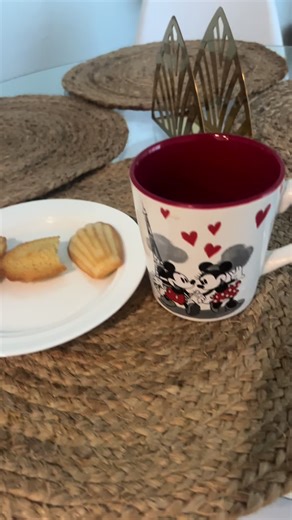 Irisdellly (@irisdellyclaretgo)’s videos with Sugar, Sugar - The Archies