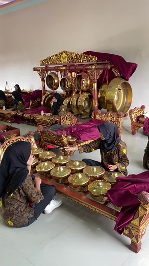 Keboooo: Keindahan Gamelan dan Tradisi Manten Jawa