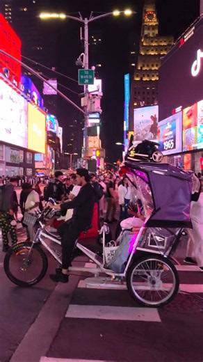 Night Walk in Times Square NYC🗽🇺🇸 | 4K Walk NYC #NYCvibes #timessquare #nyc #manhattan #nightvibes