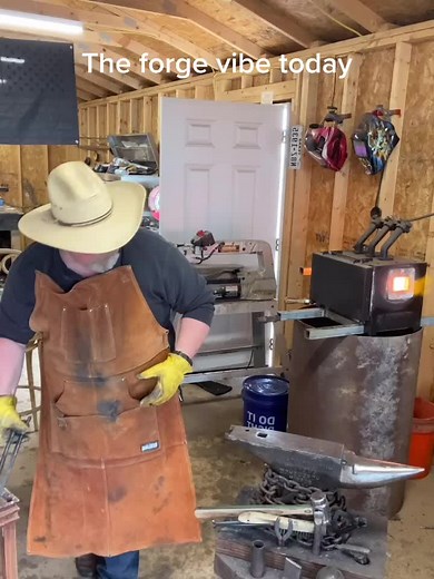 #lastbladestanding #lastbladestandingwildcard #texasblacksmith #blacksmithtiktok #veteransmith #weaponsmith #lastbladestandingdougmarcaida
