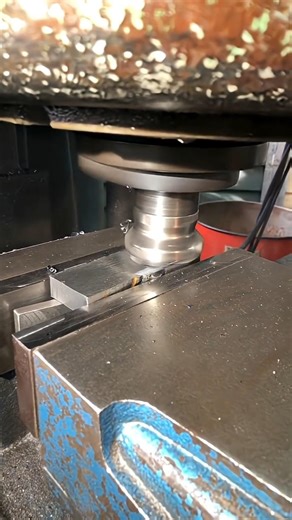 ROUGH MACHINING WITH ROTATING CUTTING TOOL PRIOR NITAL ETCHING OF MACROSTRUCTURE SAMPLE EVALUATION