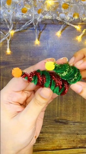 DIY Pipe Cleaner Christmas Tree | Easy Craft Idea for the Holidays!