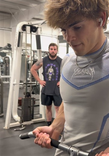 last day in bloom #fyp #gym #bloomington #ironpitgym | bloomington