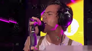 90K views · 9.1K reactions | Harry Styles Juice (Lizzo cover) in the BBC LIVE LOUNGE ✌️ | All the Love for Harry | Facebook