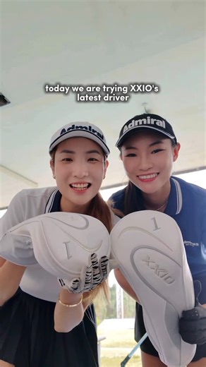 TeeTimeGirls⛳️🇸🇬 on Instagram: "Easy swings, clean contact, big confidence boost. The new @xxiogolf 14 ladies clubs impressed us instantly. Designed for beginner to intermediate golfers with L and A flex options. Go try them at @leoniansg, The Cathay today 💖⛳️ #golf #golfgirls #xxio #xxio14 #golfclubs"