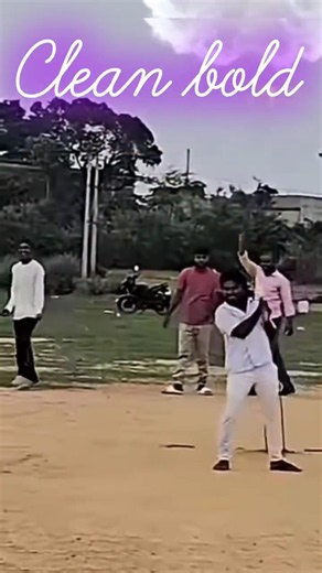only 10 years old bowler clean bold club player 😱😱😱😱 #cricket #sajankumar