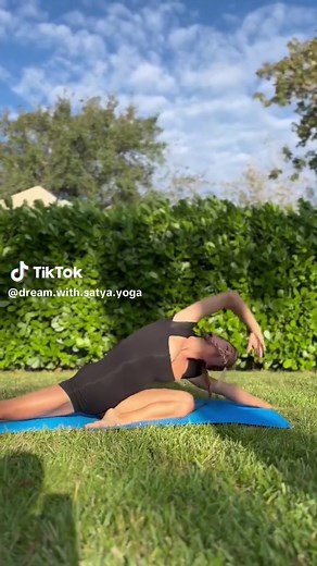 DEEP HIP OPENING 🧚‍♂️ #yoga #yogagirl #fyp #foryou