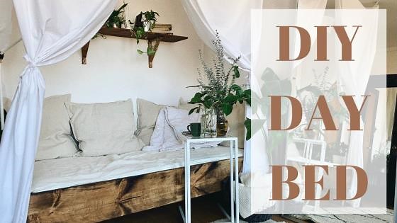 DIY daybed makeover: Transform your living room!