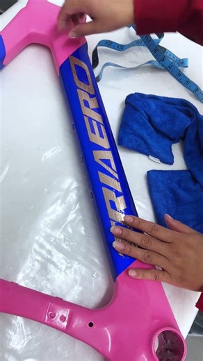 Applying Water-Transfer Decals to the UCI-Certified A9 Frame.#icancycling #a9