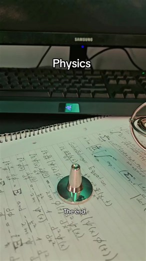 It is a gyroscope without gravity 🪐👨‍🔬 #usa #experiment #physics #science #gyroscope