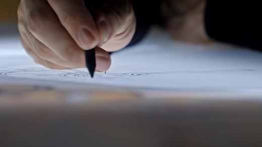 Embrace the auspicious spirit of Lunar New Year with gold that speaks of trust, timeless artistry, and enduring elegance. Discover the impeccable craftsmanship of rich heritage and sophisticated beauty. ✨🐍 #PohHeng #Trust #Craftsmanship #LunarNewYear | Poh Heng Jewellery