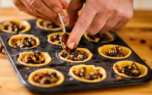 Richard Bertinet's exclusive mince pie recipe | BBC Maestro