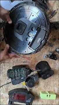 I Took Apart an iRobot Roomba - Here's What's Inside