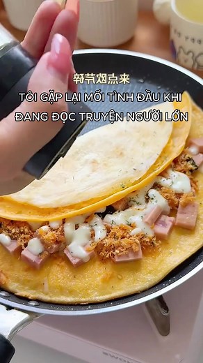TÔI GẶP LẠI MỐI TÌNH ĐẦU TRONG TRUYỆN NGƯỜI LỚN