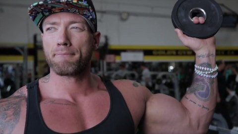 Sergi Constance Chest day workout at golds gym Venice with Justin Lovato 720