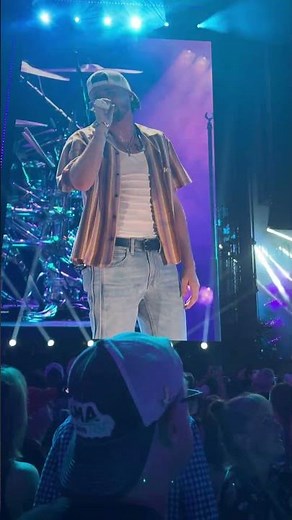 Bailey Zimmerman Performing “Rock and A Hard Place” CMA Fest 2025 #baileyzimmerman #cmafest #cma