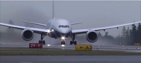 Dreamliner 787 Passenger-first spacious design, larger windows, enhanced lighting Cleaner air and a smoother flight • More nonstop flights for direct connections#aviation #aircraft#grow#blow