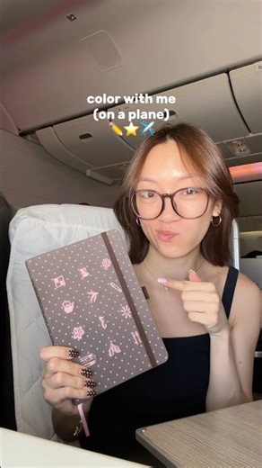 color with me (on a plane!) 👀 #coloring #journal #art