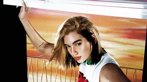 Lirik Lagu dan Chord Future Nostalgia yang dinyanyikan Dua Lipa - Tribunjogja.com