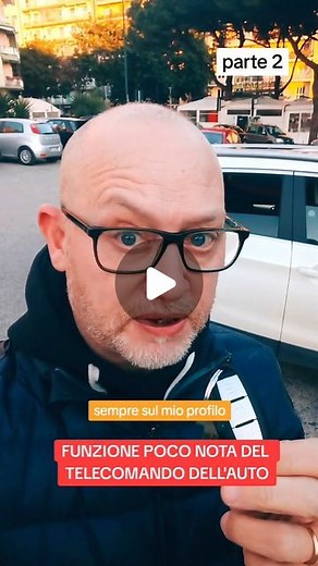 Marco Critelli on Instagram: "Sicuramente lo sai già, ma se per caso ti fosse sfuggito questa funzione del tuo #telecomando può tornarti molto utile. Ovviamente dipende dal modello della tua #auto. Occhio che potresti anche avere questa funzione, ma potrebbe essere disattivata! 😲 #remotecontrol #car #automobile #estate #inverno #portachiavi #lifehacks #trick #lifehackvideo #lifehackstiktok #lifehacker #tips #lifetips #losapeviche #losapevi? #losapeviche? #losapevigià #nonloso #nonlosapevo #curi