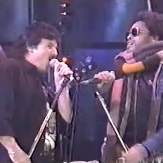 Amid The Guess Who reunion tour, on September 21, 2000, at the MuchMusic Video Awards, Lenny Kravitz performed his remake of the classic hit "American Woman" and was joined on stage by members of the original Guess Who lineups. While The Guess Who officially broke up in 1975 with Cummings, Troiano, Wallace and Peterson going their separate ways, at the awards show the reunion touring band (Bachman, Cummings, McDougall. Wallace who replaced Kale in 1972, Peterson) were presented with the MuchMusi