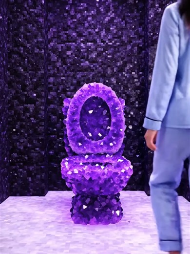 Emergency diarrhea, which toilet? #asmr #asmrsounds #asmrvideo