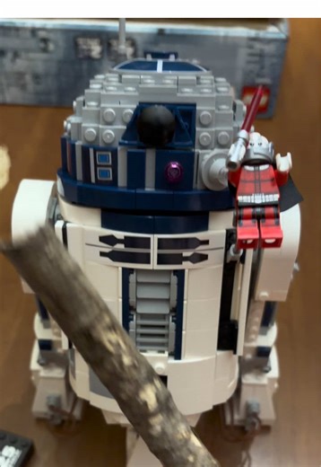 Finished the R2-D2 set this morning. Can’t wait to add many more to a collection I’ll never stop. What should I get next? #legostarwars #R2D2 #lego #starwars #christmas @Star Wars @LEGO