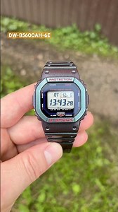 Casio G-Shock DW-B5600AH-6E! Bluetooth!