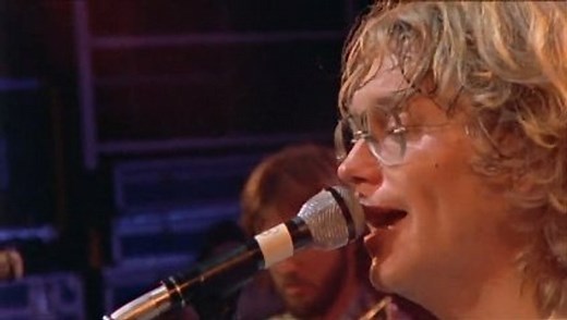 America - Sister Golden Hair (LIVE)