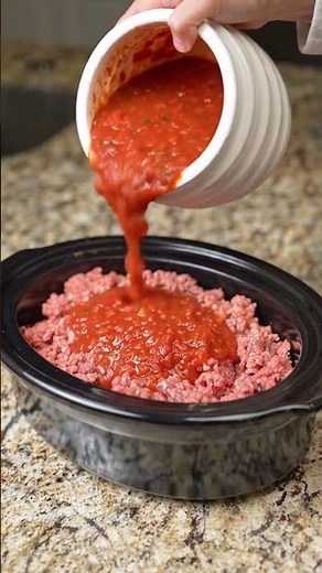 🍅 Slow Cooker Tomato Beef Casserole