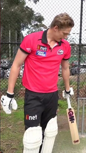 How to Hold a Cricket Bat | 🏏 Cricket Skills for Beginners