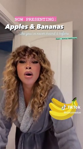 Who says the CoComelon singalongs have to stop just because the kids are at school? 😅 🎥 : @Evvie McKinney #cocomelon #accapella #newmusic #momlife