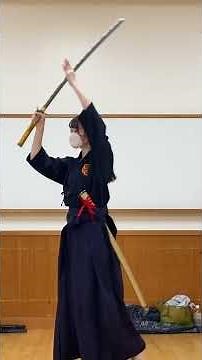 初心者古武道女子 剣舞にトライ！ 優雅に美しく Japanese sword dance