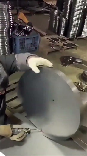 How to Cut Perfect Metal Circles Using a Handheld Torch