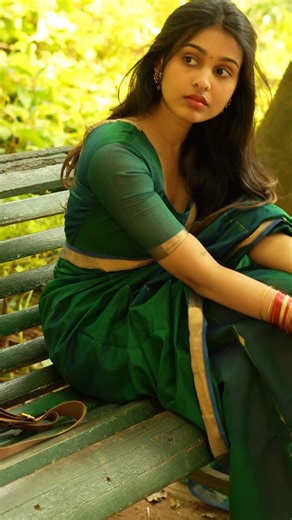 VINTAGE CLOSET on Instagram: "Comment LINK for saree link in your DMs S U N D A R I -Maheshwari silk saree Dm or visit site for orders"