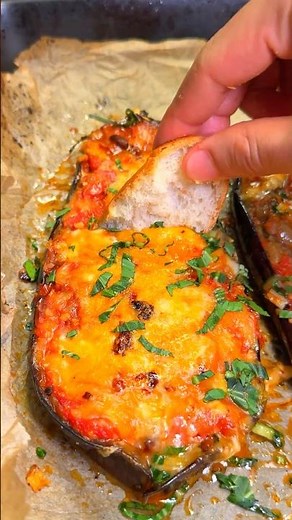 The Easiest Vegan Eggplant Parmesan!