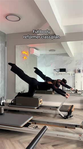 LOVE this class plan!🌶️🌶️🌶️ (sped up) First 2 exercise springs I'm using a medium, because it's quite light clients tend to rush it so really cue to slow it down. You can try a light & medium, for the first exercise the medium alone makes the core work harder, I found for the second one it was harder for me to keep in position with the ball & sweeping the leg etc with the heavier springs. Lunges you can go light or medium, light for more of a challenge has the body has to stabilise to balance