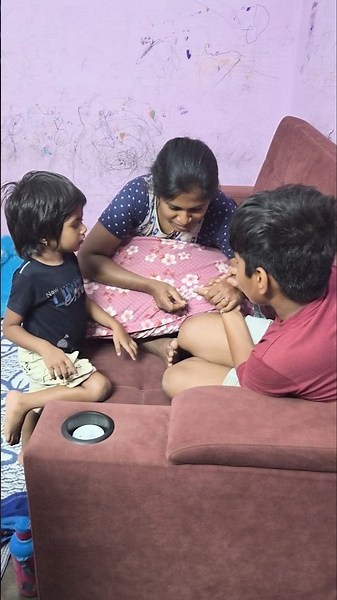 Pranitha ❤️ "நான்தான் இருக்கேன்ல!" 🥹 | அண்ணனுக்கு தைரியம் கொடுத்த தங்கச்சி 😍 #shorts #familyvlog