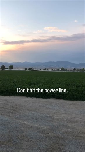 Pickett Farms on Instagram: "Always a treat watching @hammondheli spray corn for spider mites. #cropduster @nebomtnchuck"