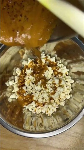 How to Make Vegan Hot Honey Popcorn 🍯🔥 #Shorts